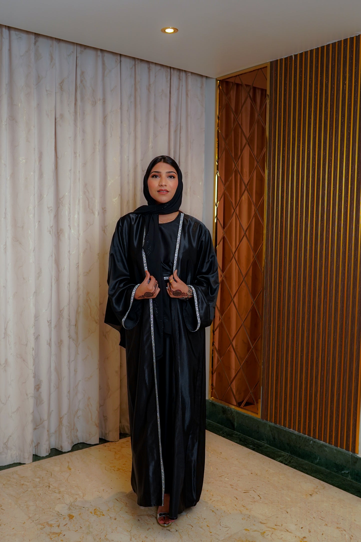 Luxury Nurahh Abaya Black